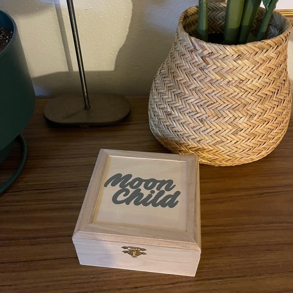 New custom made moon child 6” wood trinket box wooden - Picture 4 of 14